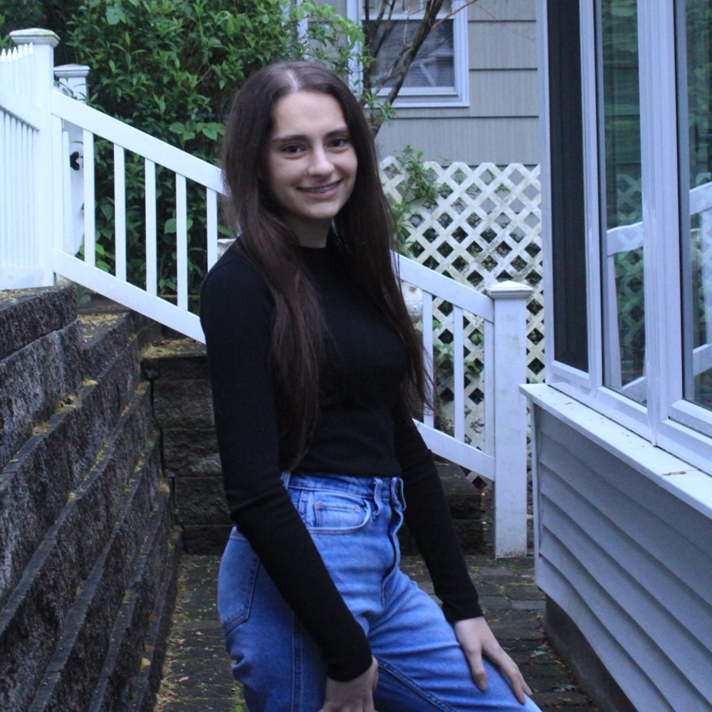 Meet your Posher, Gabriella